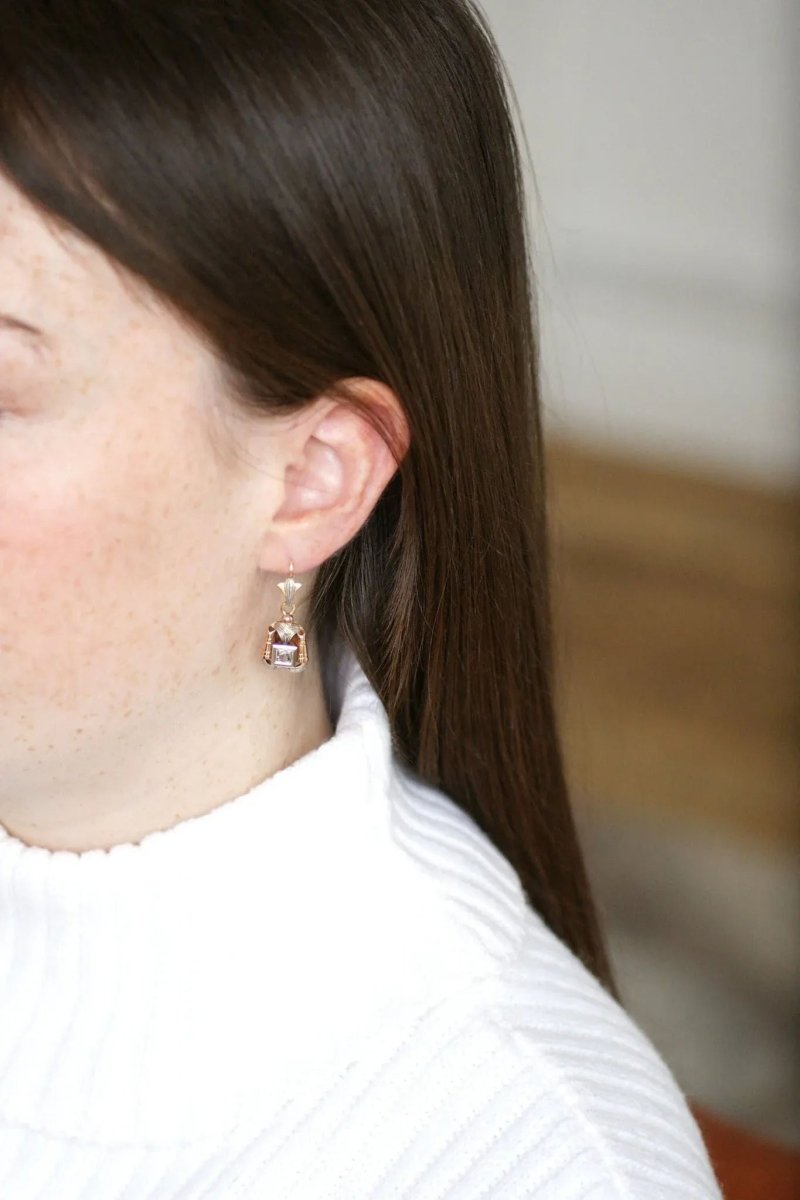 Boucles d'oreilles Art Deco diamants trois ors - Castafiore