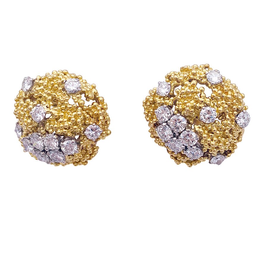Boucles d'oreilles BOUCHERON en or jaune, platine et diamants. - Castafiore