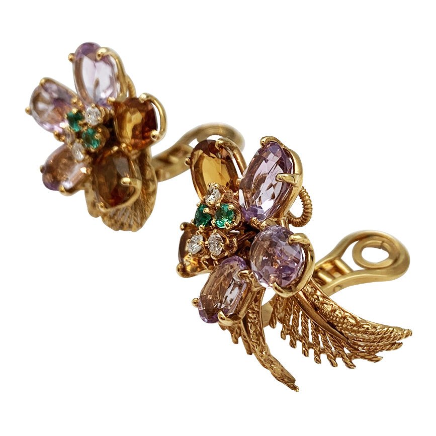 Boucles d'oreilles BOUCHERON "Fleur" or jaune et platine, pierres de couleur - Castafiore