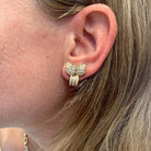 Boucles d'oreilles CARTIER "Feuilles" en or jaune et diamants - Castafiore