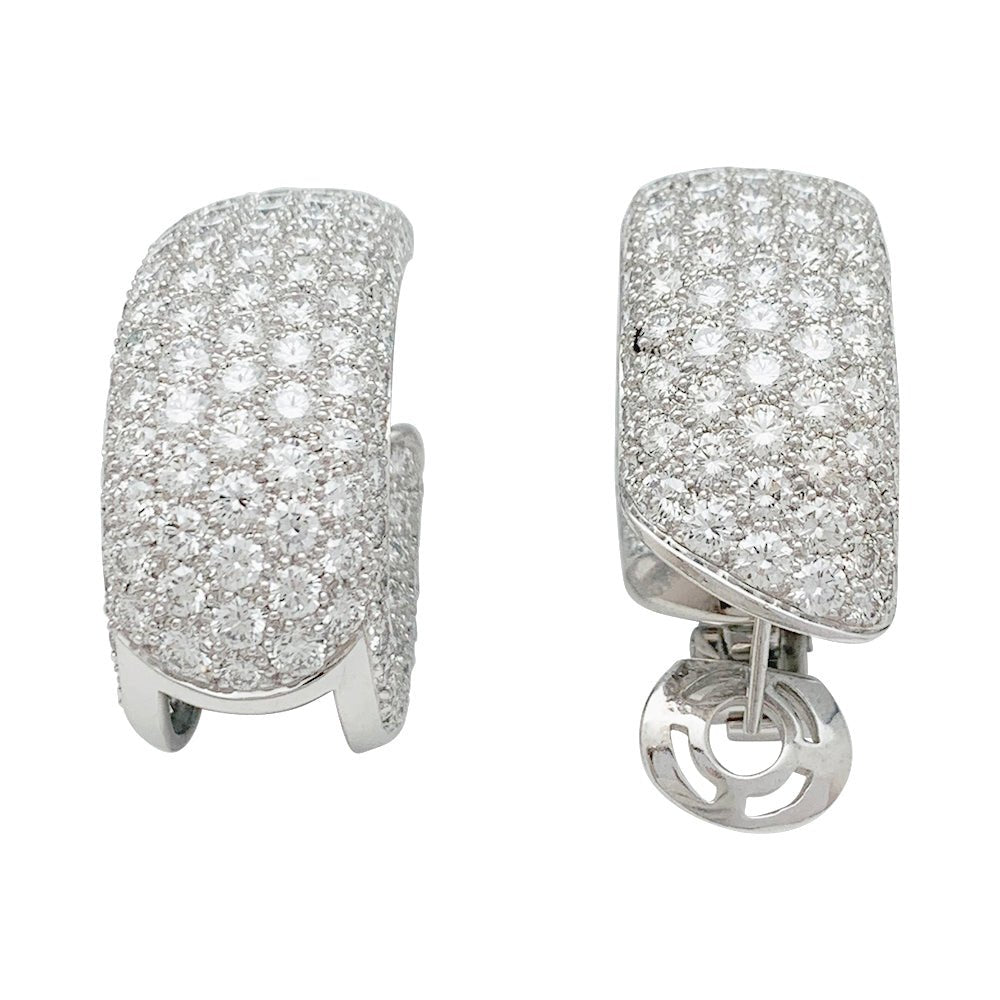 Boucles d'oreilles CARTIER "Lakarda" en or blanc, diamants - Castafiore