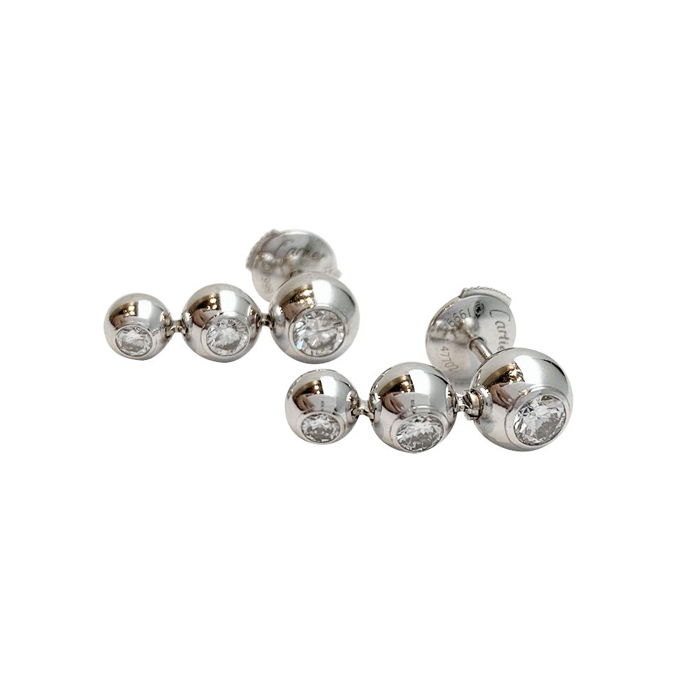 Boucles d'oreilles CARTIER, "Perles de diamants", en or blanc, diamants - Castafiore