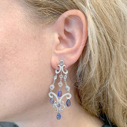 Boucles d'oreilles CHOPARD "Copacabana" en or blanc, diamants, saphirs - Castafiore