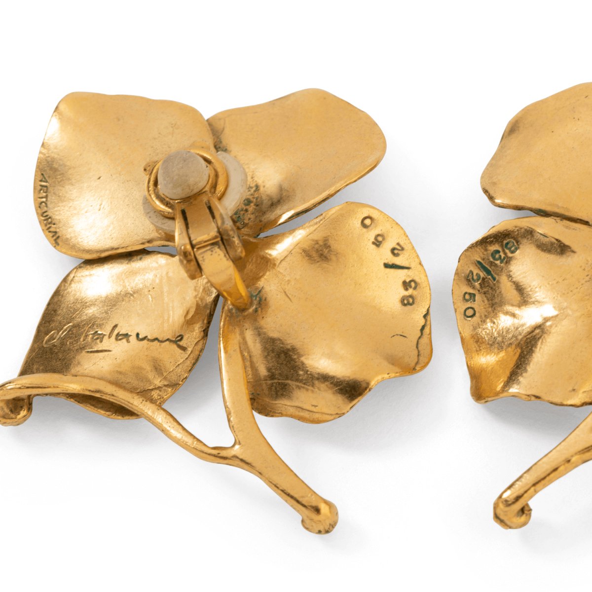 Boucles d'oreilles Clip CLAUDE LALANNE "Hydrangeas" en bronze doré - Castafiore