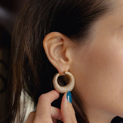 Boucles d'oreilles Créoles en or jaune pavées de diamants - Castafiore