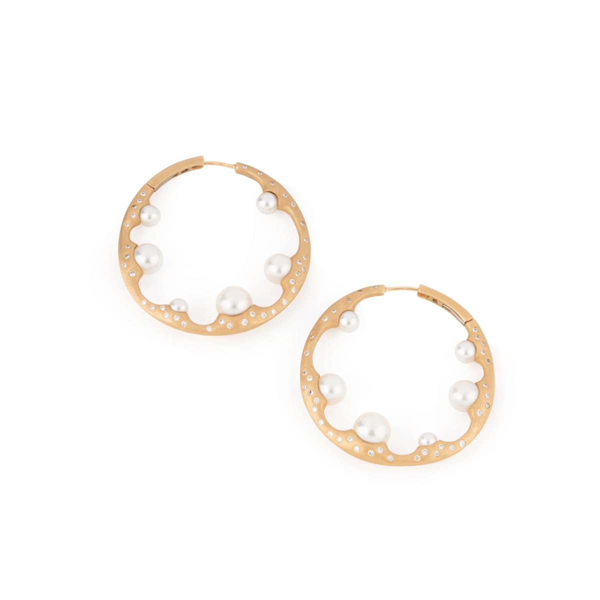 Boucles d'oreilles Créoles MIKIMOTO en or jaune et perles - Castafiore