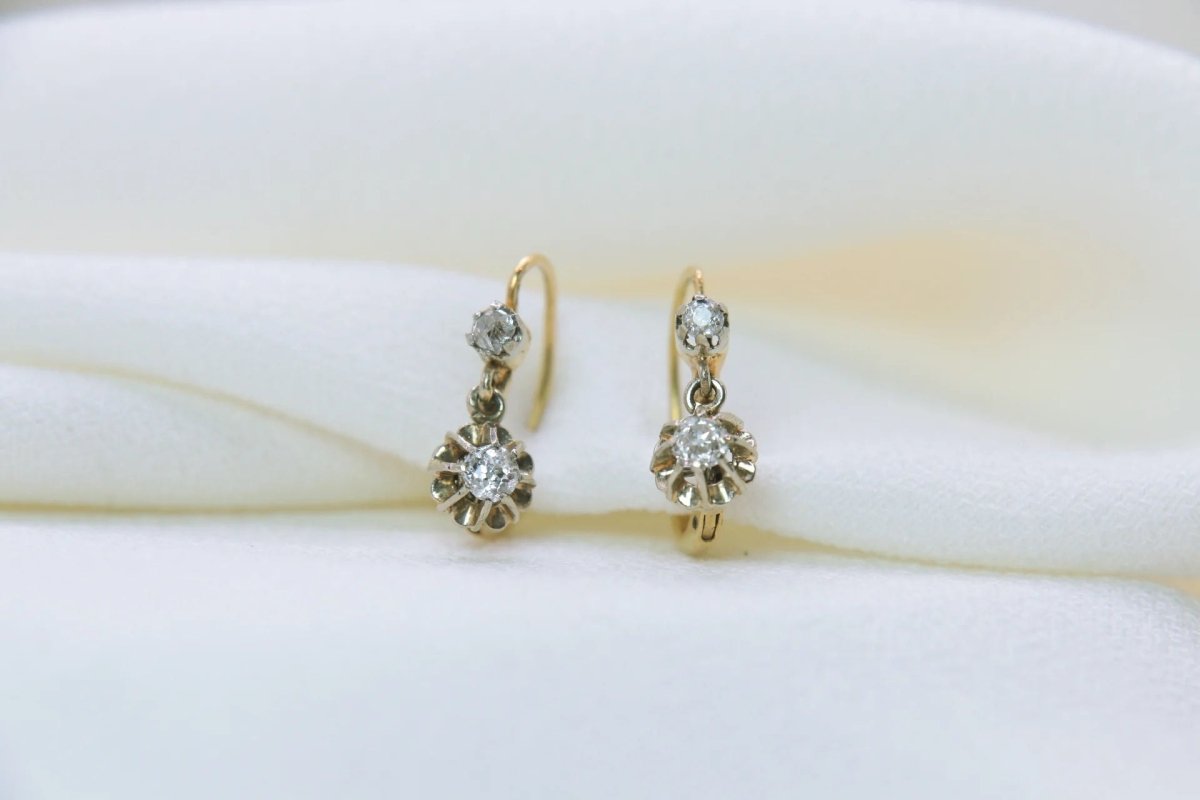 Boucles d’Oreilles Dormeuses Anciennes en Or et Diamants - Castafiore