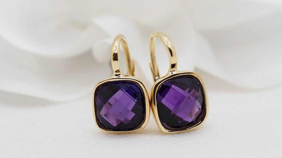 Boucles d'oreilles en or jaune et améthyste - Castafiore