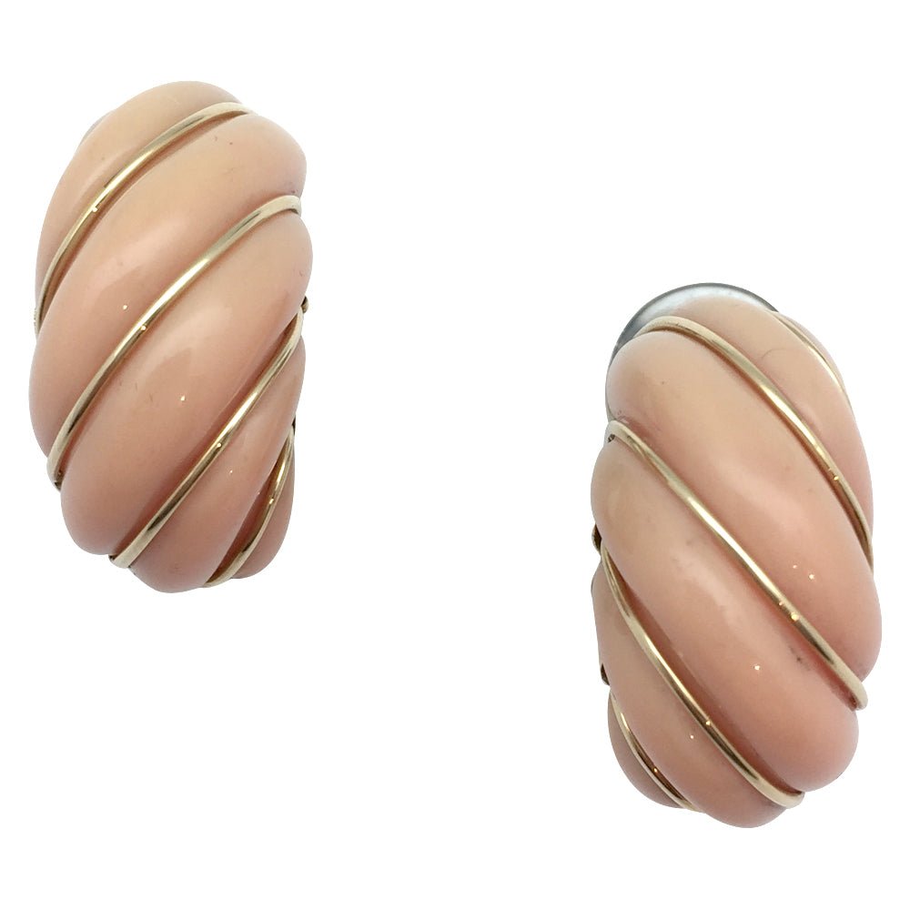 Boucles d'oreilles en or jaune et corail rose - Castafiore