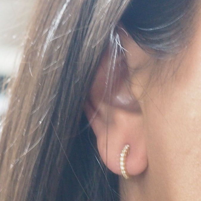 Boucles d'oreilles en or jaune et diamants - Castafiore