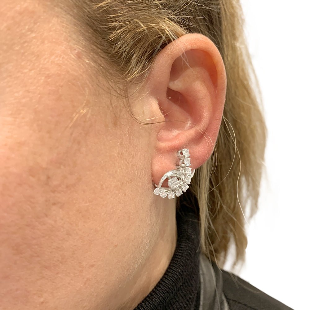 Boucles d'oreilles entrelacs en or blanc et diamants - Castafiore