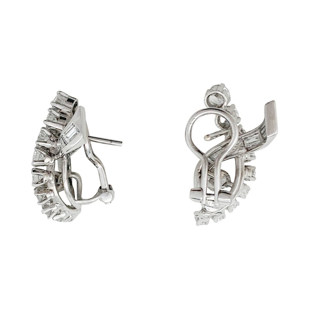 Boucles d'oreilles entrelacs en or blanc et diamants - Castafiore