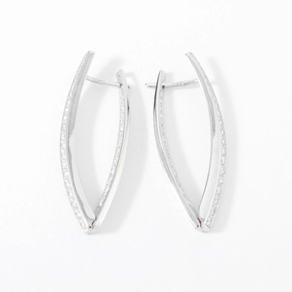Boucles d'oreilles géométrique en diamant - Castafiore