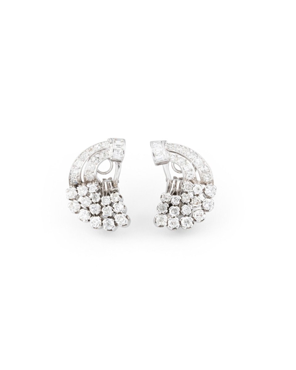 Boucles d'oreilles Lune en platine et diamants - Castafiore