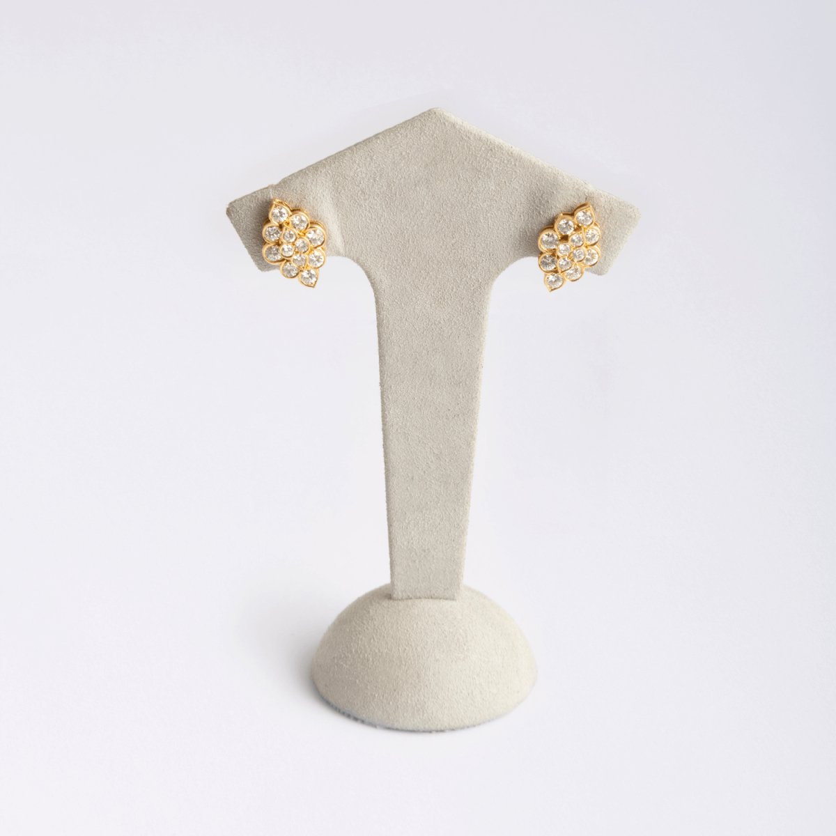 Boucles d'oreilles MAPPIN AND WEBB en or jaune et diamants - Castafiore