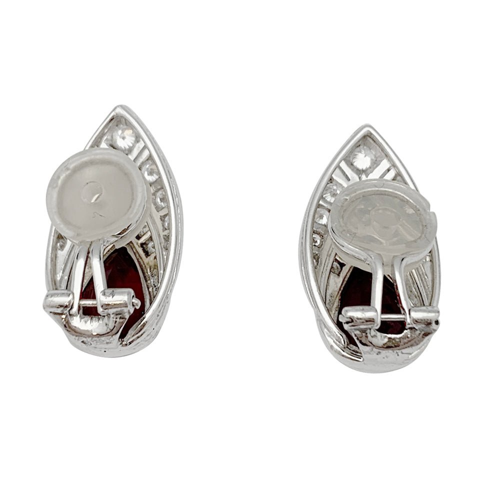 Boucles d'oreilles or blanc, platine, diamants, rubis de synthèse - Castafiore