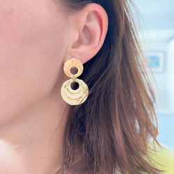 Boucles d'oreilles or jaune martelé - Castafiore