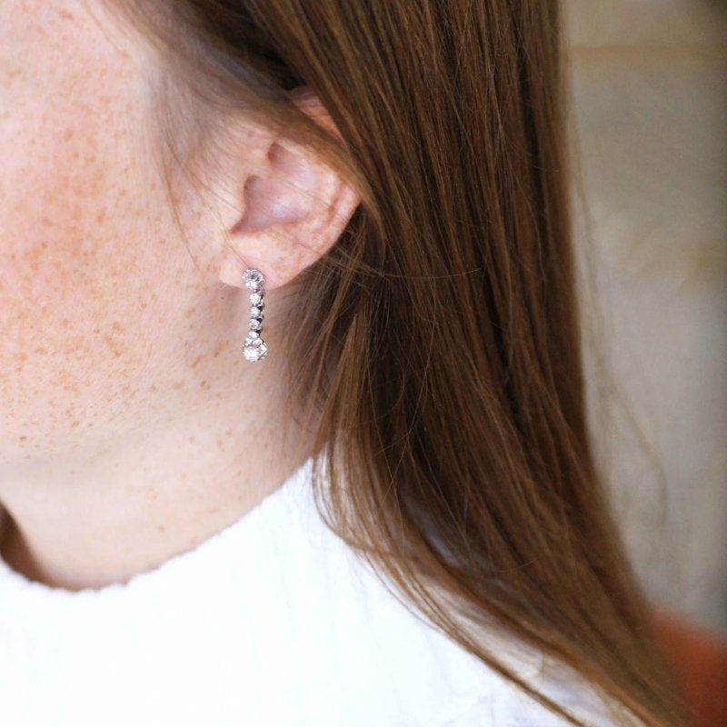 Boucles d'oreilles Pendante en or blanc et diamants - Castafiore