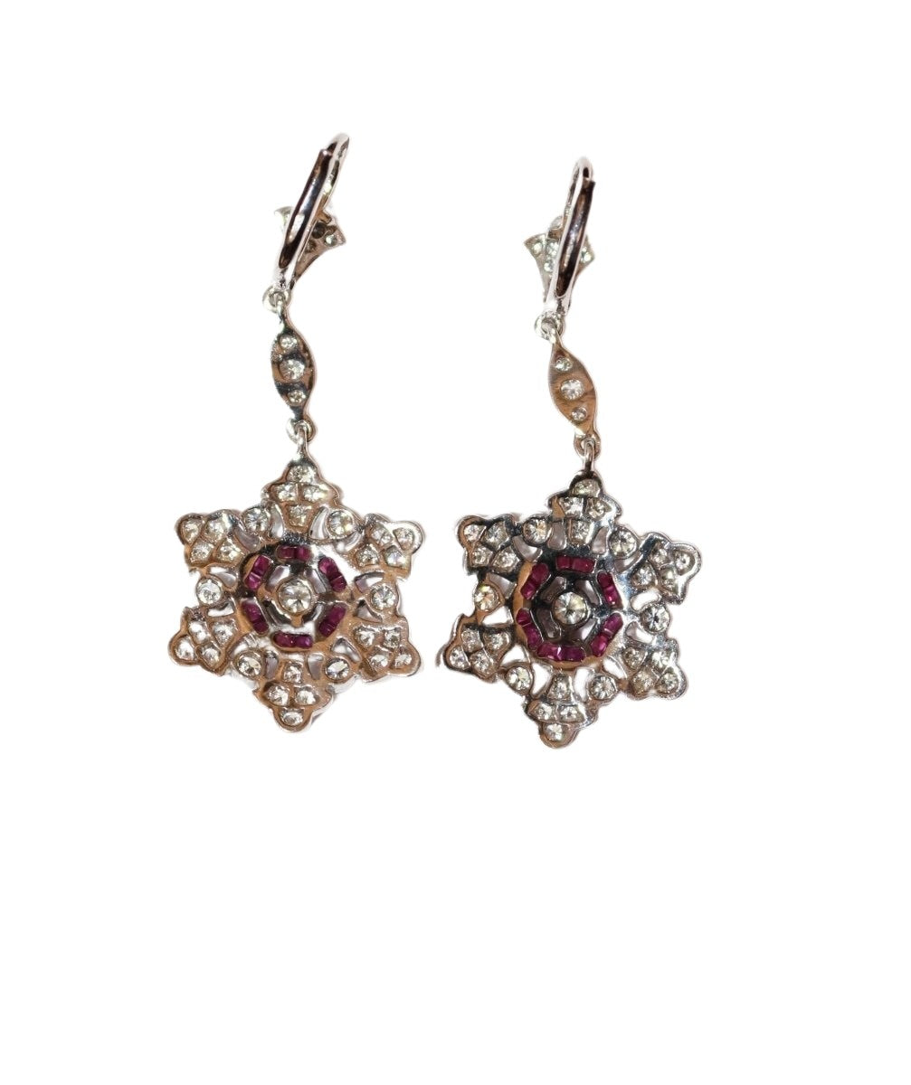 Boucles d’oreilles Pendantes DIAFINI en or blanc et diamants et rubis - Castafiore
