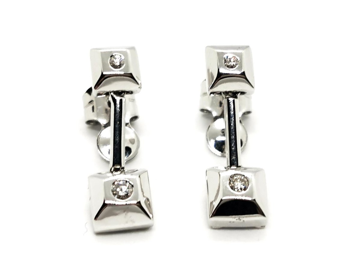 Boucles d'oreilles Pendantes en or blanc et diamants - Castafiore