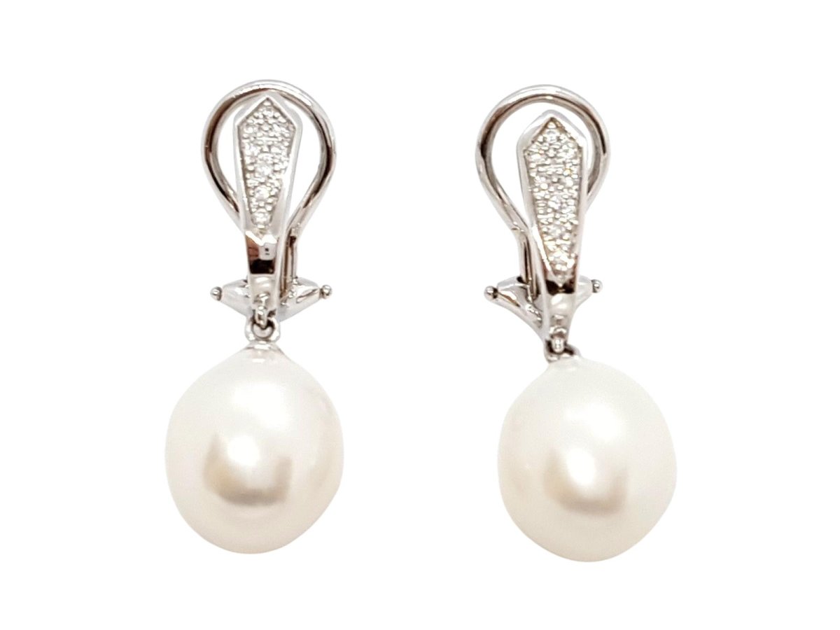 Boucles d'oreilles Pendantes ISABELLE LANGLOIS en or blanc, perles et diamants - Castafiore