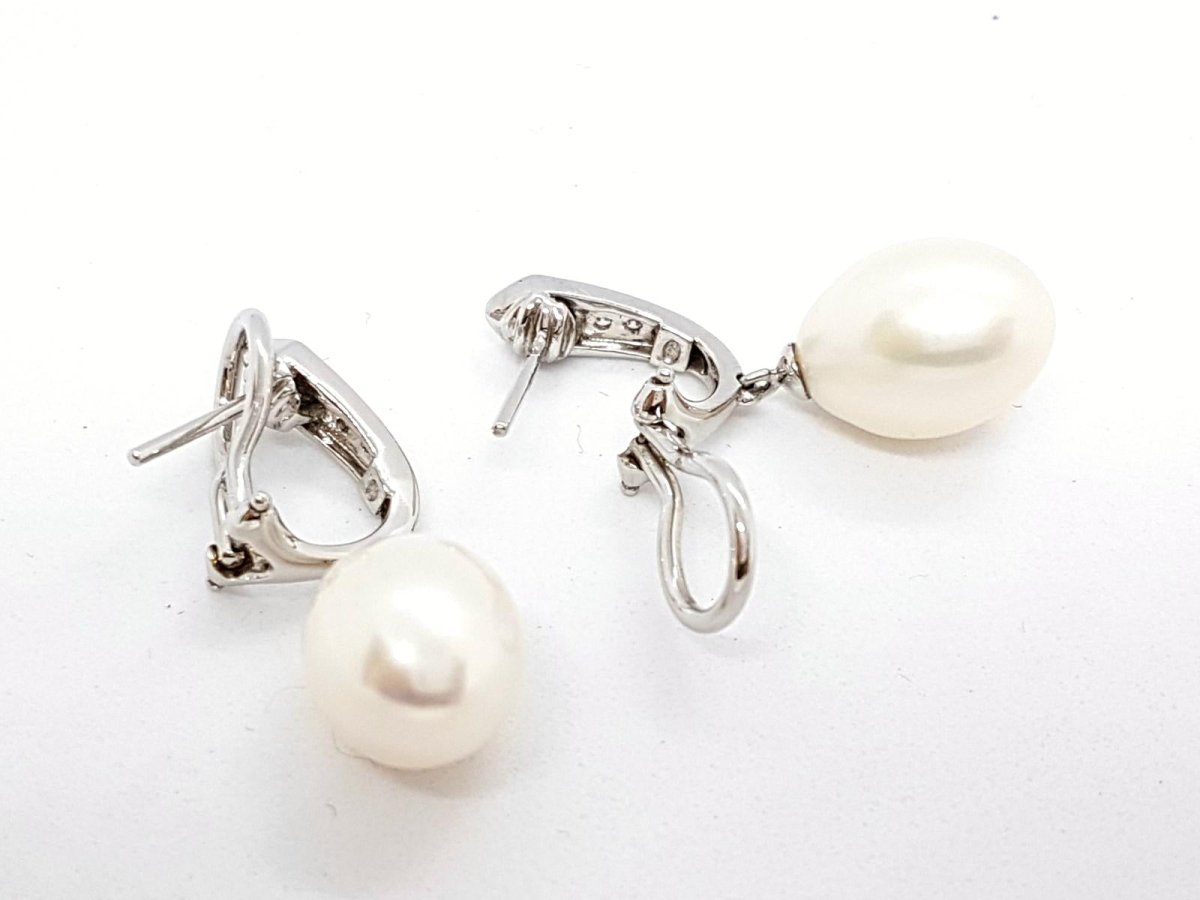 Boucles d'oreilles Pendantes ISABELLE LANGLOIS en or blanc, perles et diamants - Castafiore