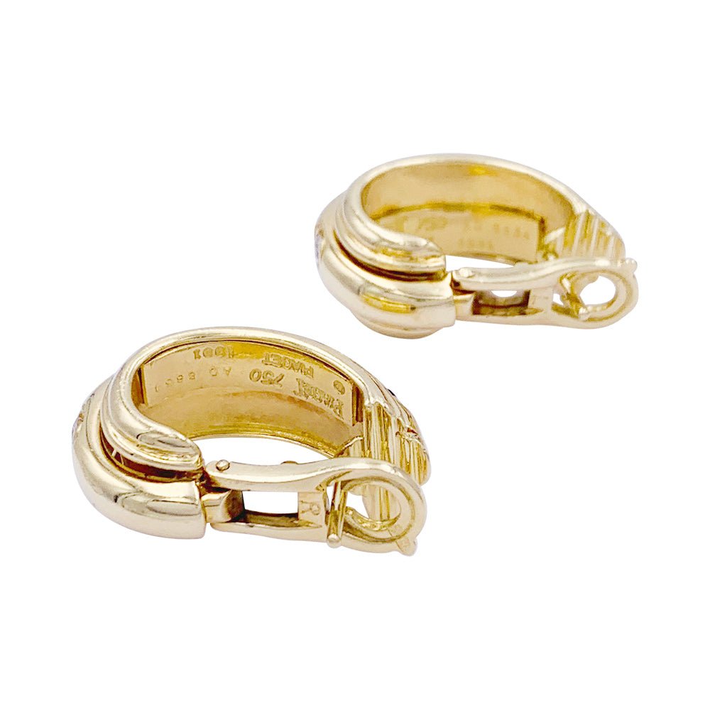 Boucles d'oreilles Piaget, “’Possession”, or jaune, saphirs, diamants - Castafiore