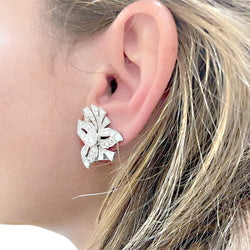 Boucles d'oreilles, platine, diamants - Castafiore