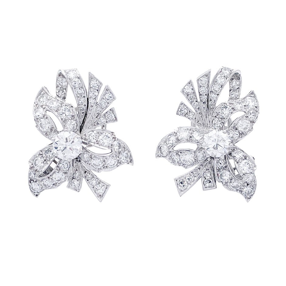 Boucles d'oreilles, platine, diamants - Castafiore