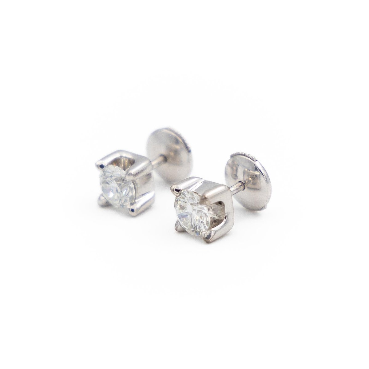 Boucles d'oreilles Puces en or blanc et diamants - Castafiore