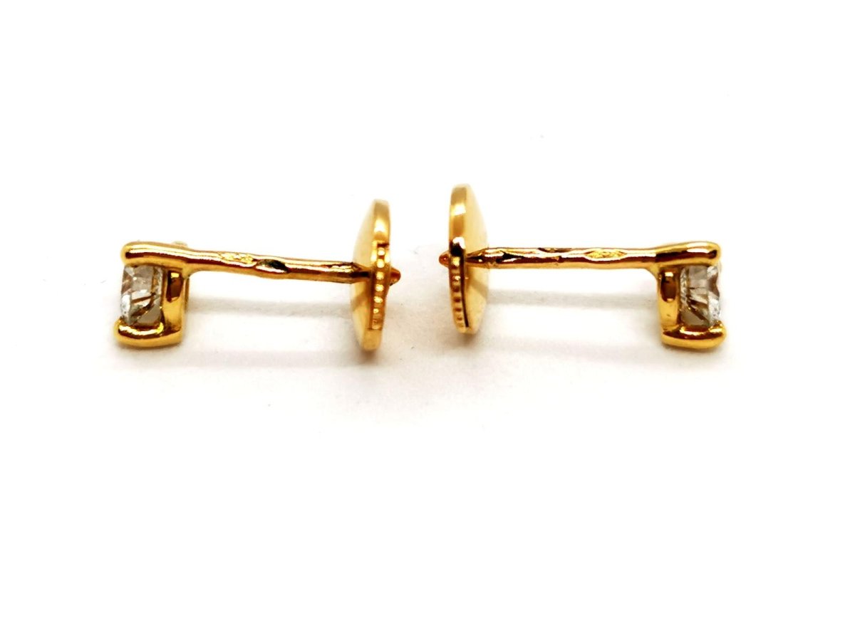 Boucles d'oreilles Puces en or jaune et diamants - Castafiore