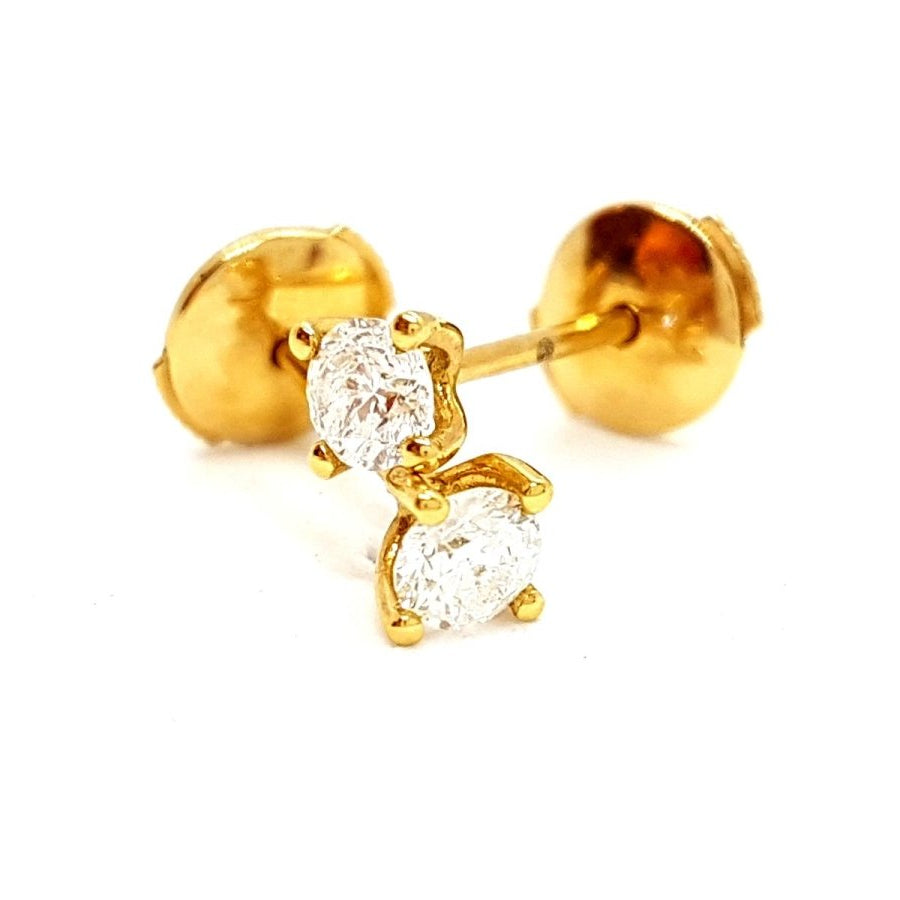 Boucles d'oreilles Puces en or jaune et diamants - Castafiore