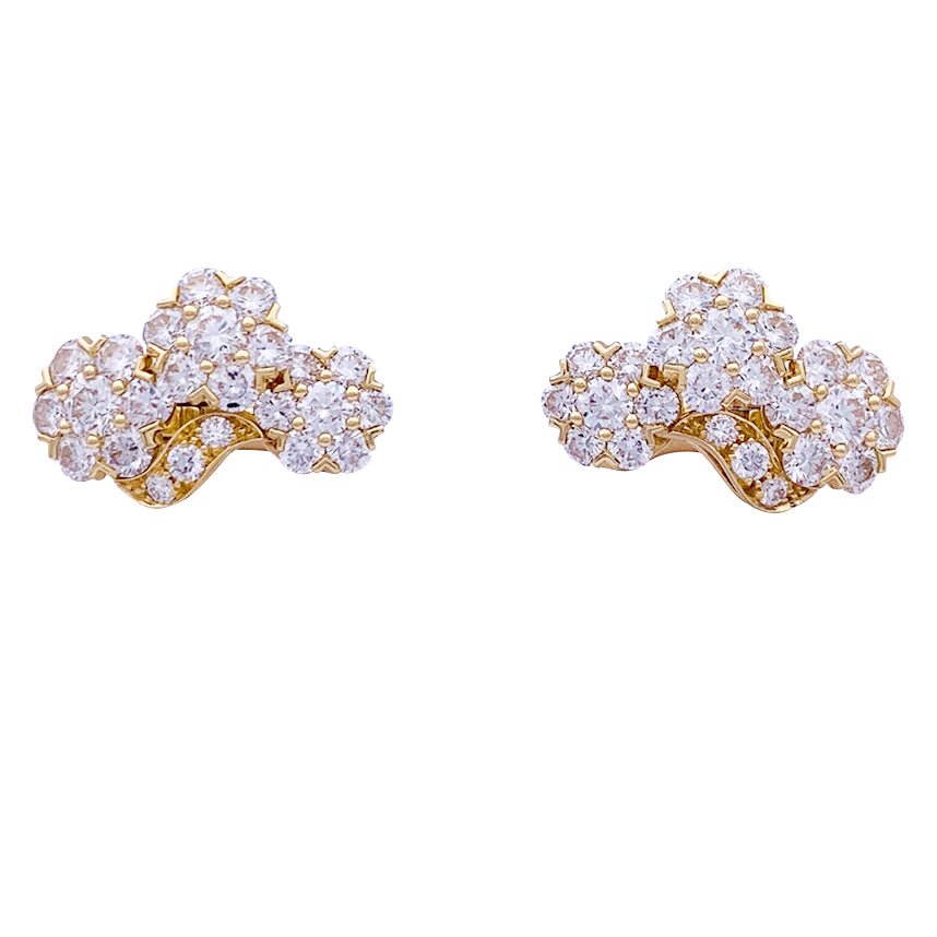 Boucles d'oreilles VAN CLEEF & ARPELS "Snowflake" or jaune, diamants - Castafiore