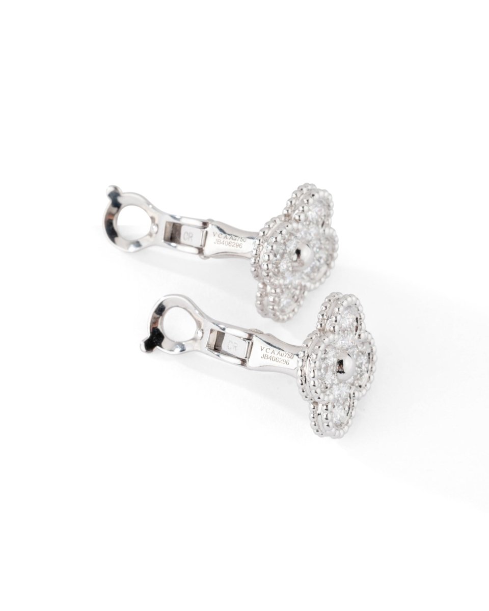 Boucles d'oreilles VAN CLEEF & ARPELS "Vintage Alhambra" en or blanc et diamant - Castafiore