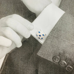 Boutons de manchette "Panthère" CARTIER or blanc et diamants - Castafiore