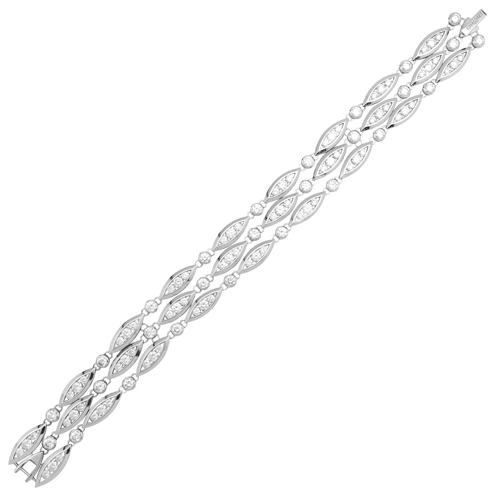 Bracelet CHAUMET "Classique" en or blanc et diamants - Castafiore