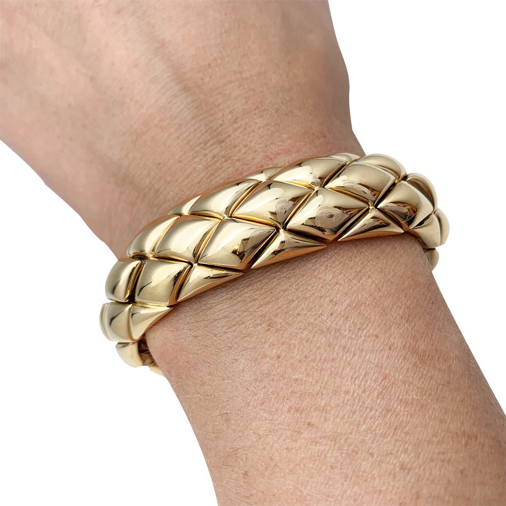 Bracelet CHAUMET, "Les Belles Cordelières", en or jaune et diamants. - Castafiore