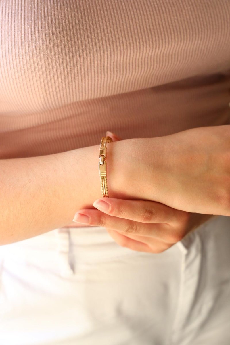 Bracelet en or jaune texturé - Castafiore