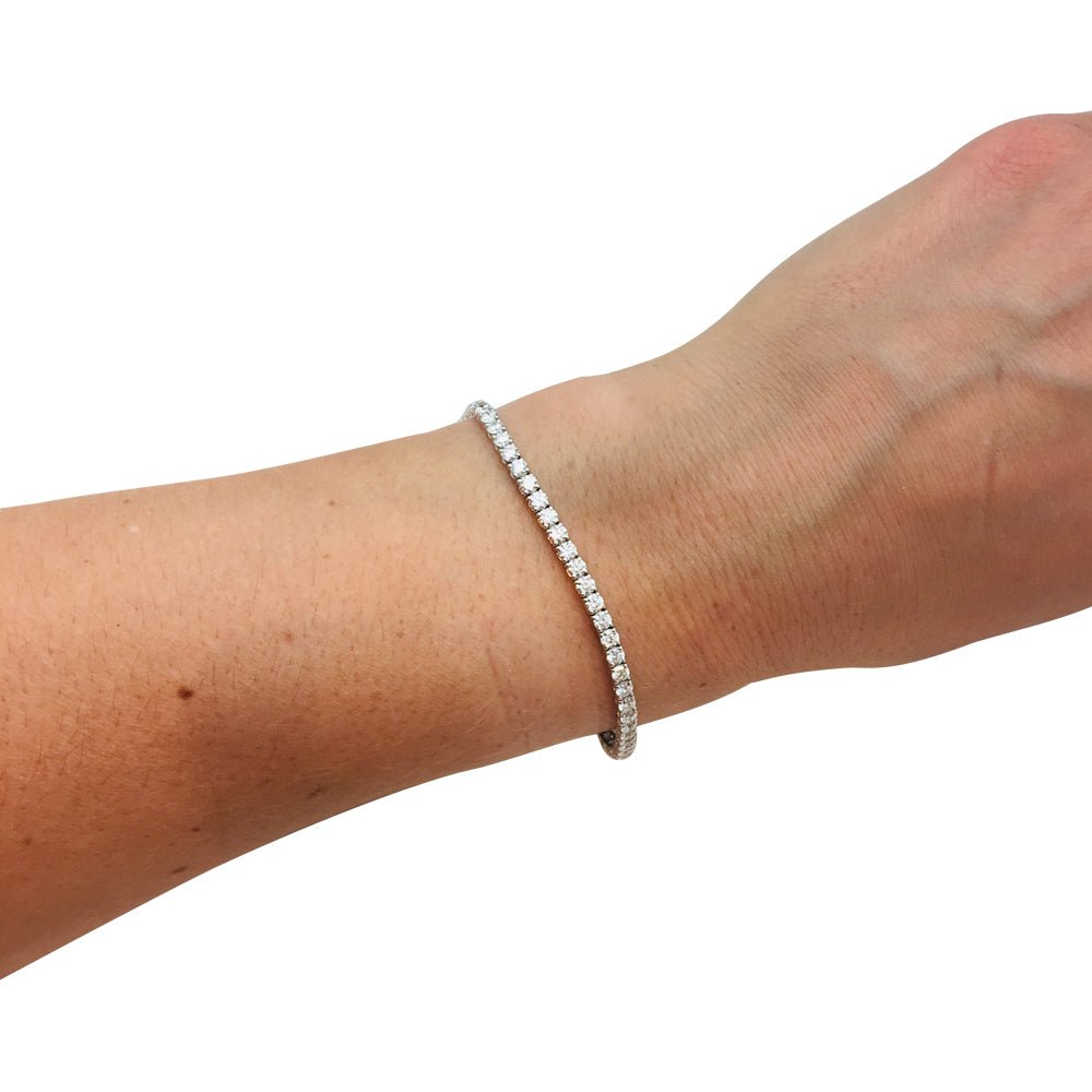 Bracelet ligne en or blanc, 5 carats de diamants - Castafiore