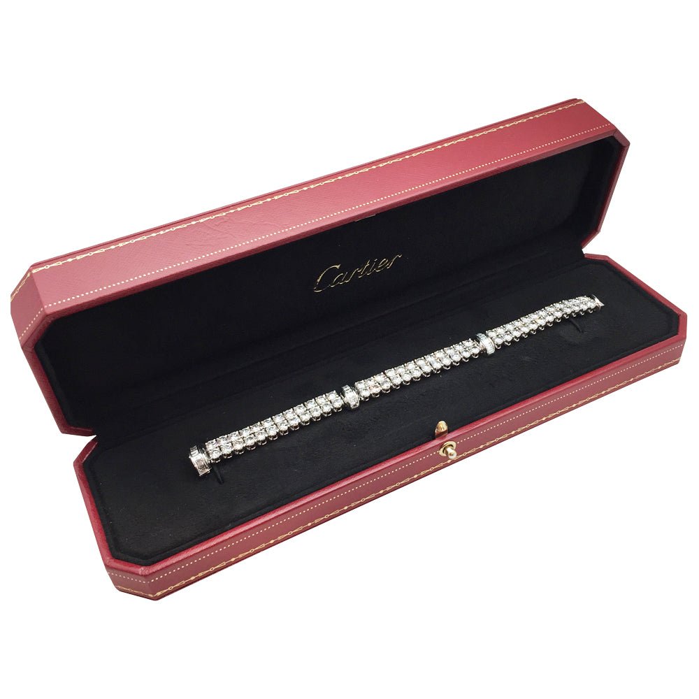 Bracelet lignes CARTIER, modèle "Kalypso"en platine et diamants - Castafiore