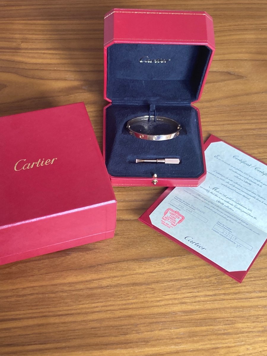 Bracelet LOVE CARTIER en or rose - Castafiore