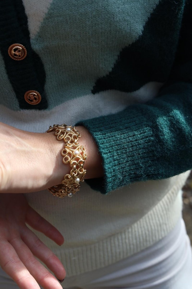 Bracelet Manchette fil torsadé en or jaune et perles - Castafiore