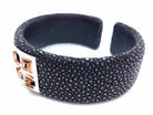 Bracelet Manchette Love en 2 ors et galuchat noir - Castafiore