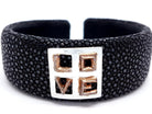 Bracelet Manchette Love en 2 ors et galuchat noir - Castafiore