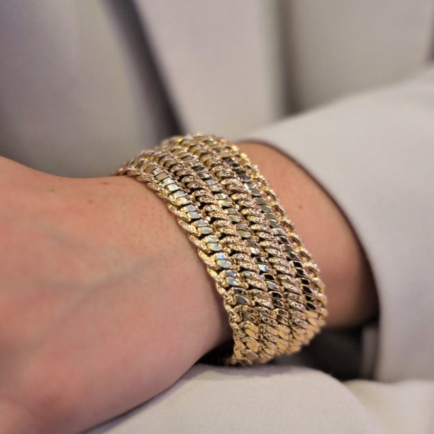 Bracelet Manchette maille en or jaune - Castafiore