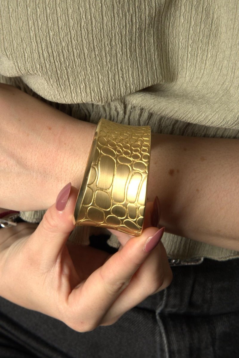 Bracelet Manchette POMELLATO "Cocco" en or jaune - Castafiore