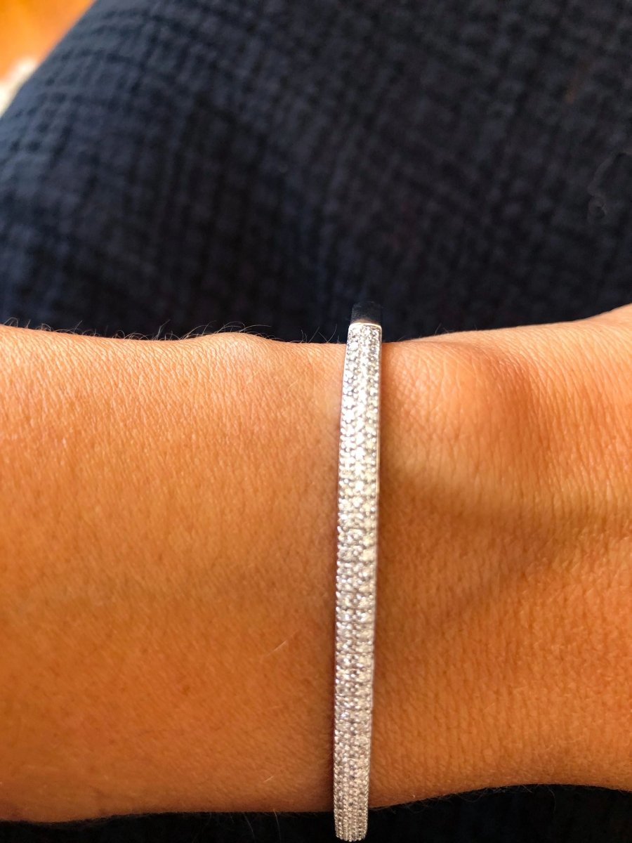 Bracelet or gris rigide ouvrant en diamant - Castafiore