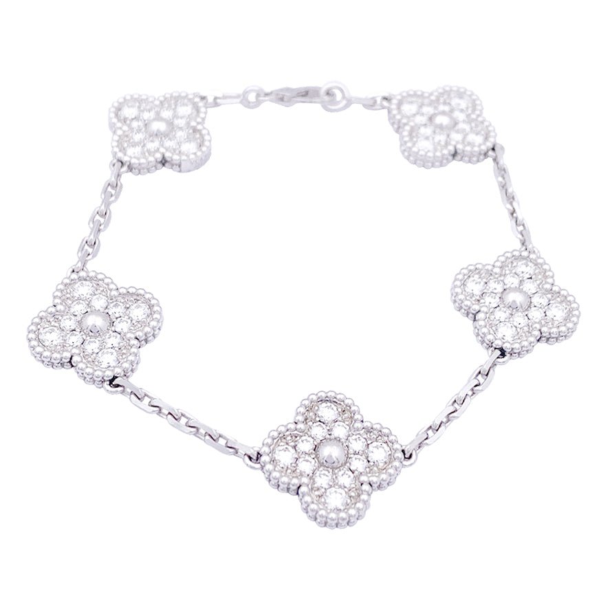 Bracelet VAN CLEEF & ARPELS, "Vintage Alhambra", or blanc, diamants - Castafiore