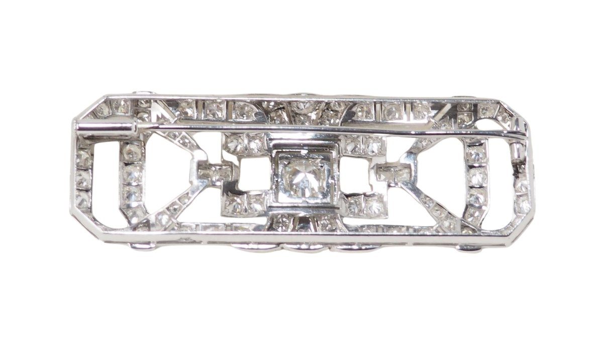 Broche ancienne en or blanc et diamants - Castafiore