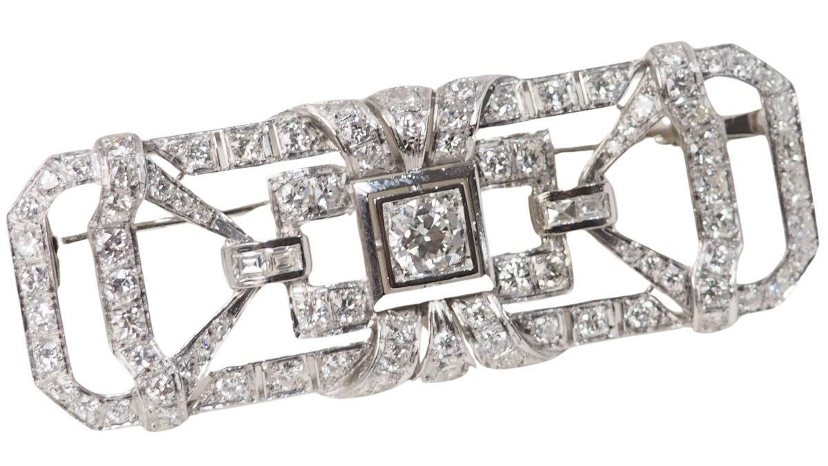 Broche ancienne en or blanc et diamants - Castafiore